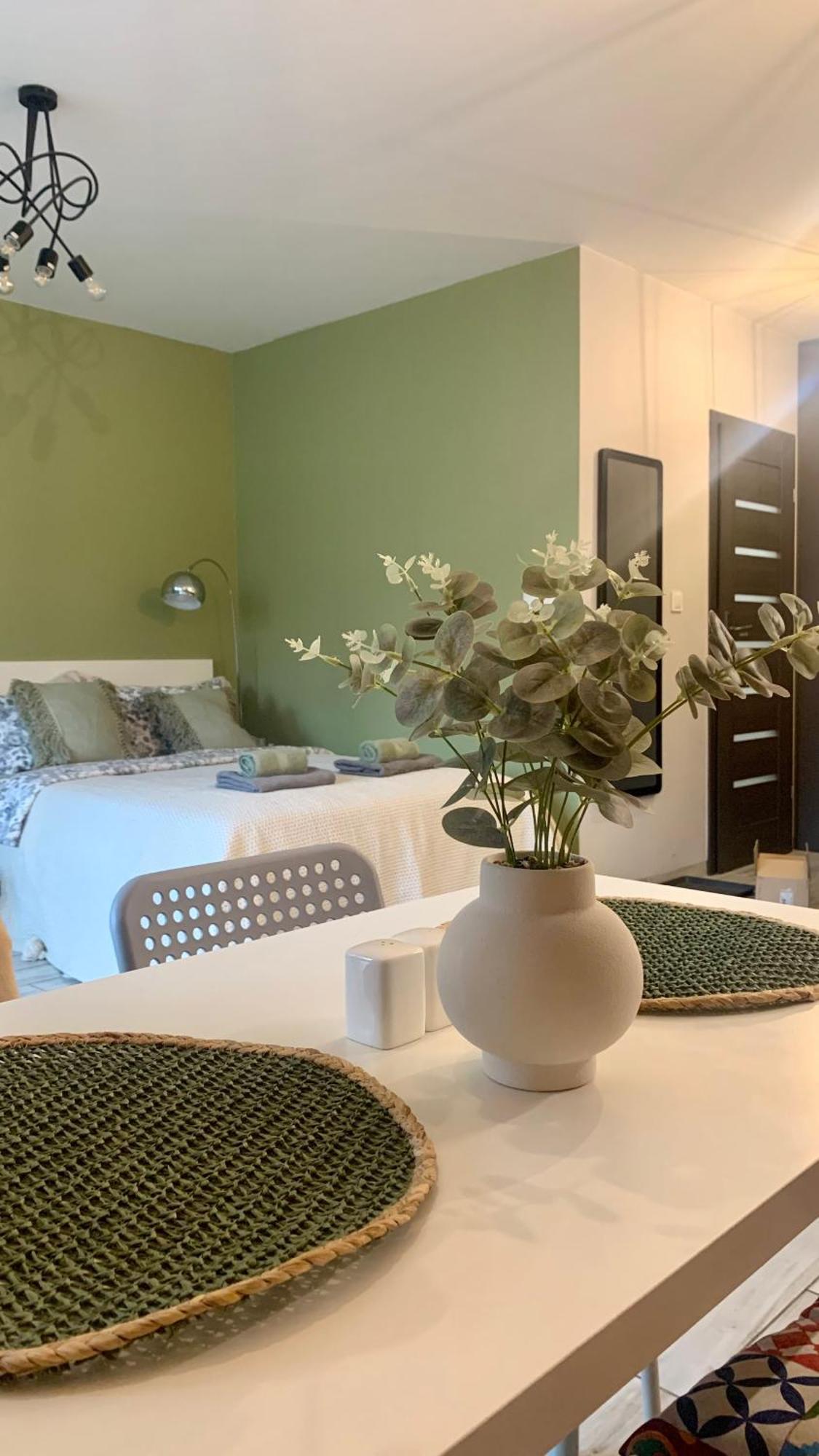 Apartment Roztocka Studio, Free Parking, Ac, 1 Tram To The & National Stadion