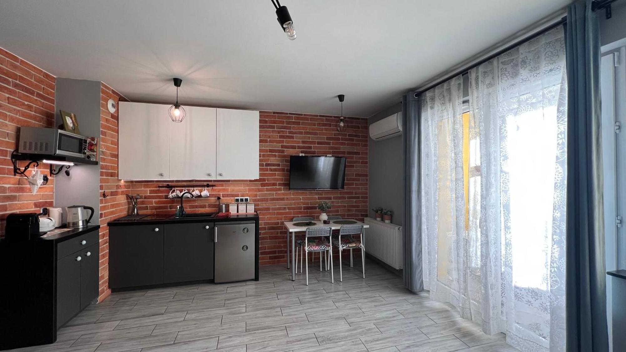 Roztocka Studio, Free Parking, Ac, 1 Tram To The & National Stadion Apartment *